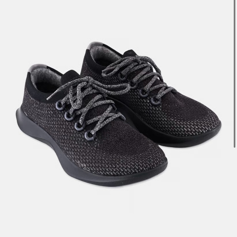 Allbirds Women’s Tree Dasher in Obsidian